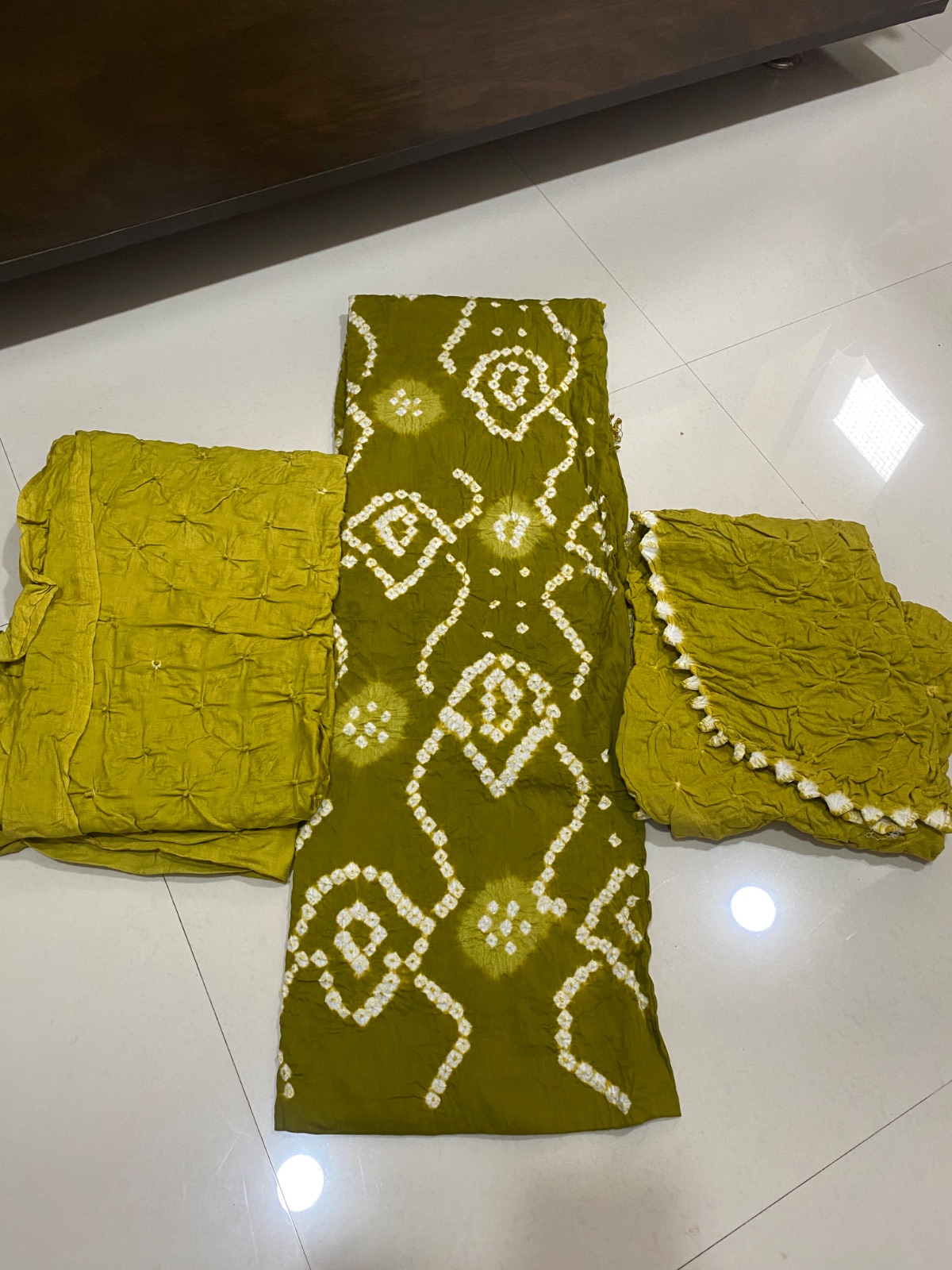 Mahendi Single Colour Dress Material